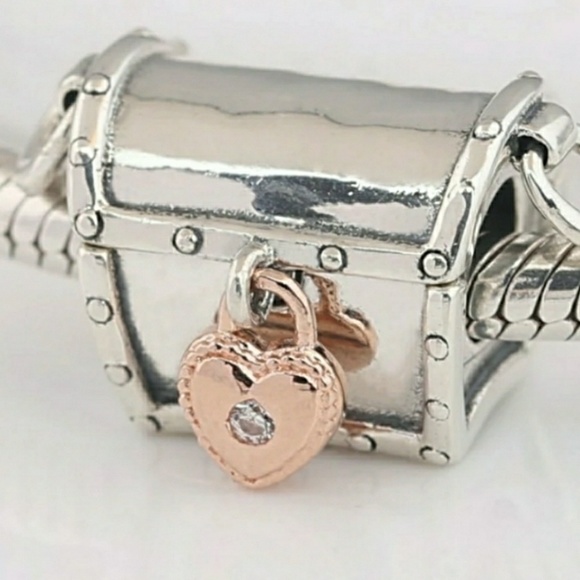 Pandora Club charm. - Picture 4 of 8